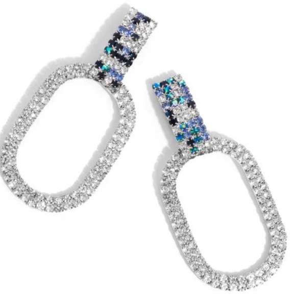 💙🤍💙 “GUARDED GLITZ” BLUE CRYSTAL RHINESTONE CLIP-ON EARRINGS ~ PAPARAZZI❗️ - Picture 2 of 4